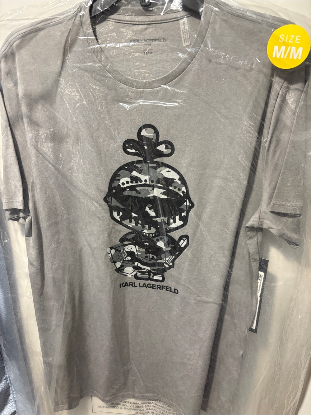 Karl Lagerfeld Men’s Gray Short-Sleeve Tee Size M with Black Graphic